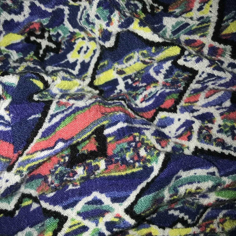 Patterned Shorts Bundle - Picture 3 of 7